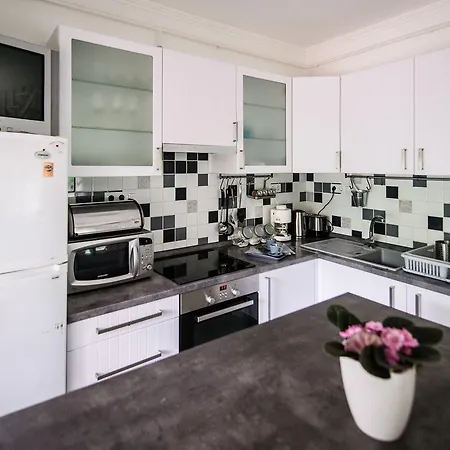 Csuka48 Апартаменты *